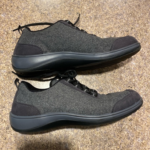 Orthofeet Sierra 711 Casual Walking Shoes Sneakers 8.5 Medium Dark Gray Wool - Picture 7 of 17